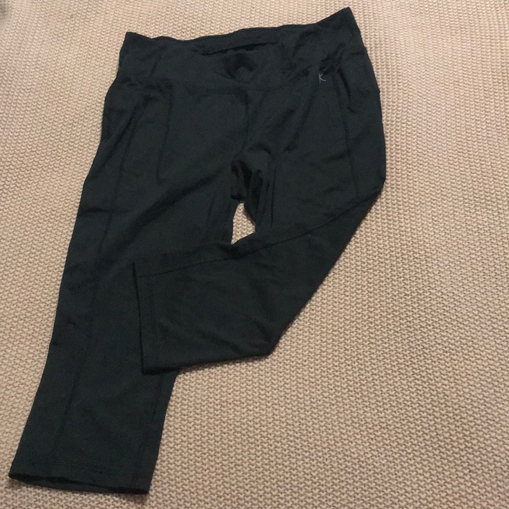 Danskin Cropped Legging